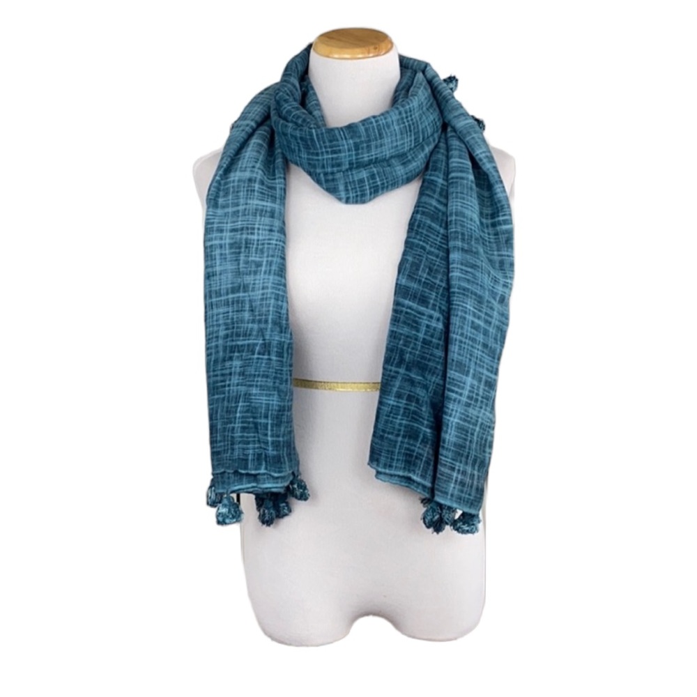 Cute and Casual Teal Tassel Scarf